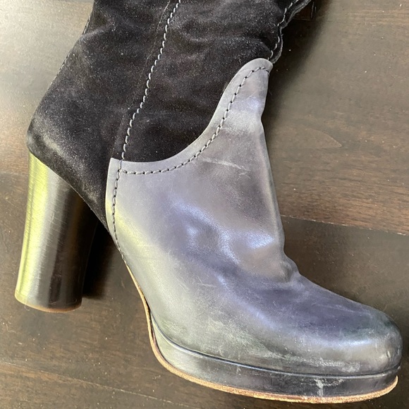 Chole Heeled Boots - Picture 2 of 10